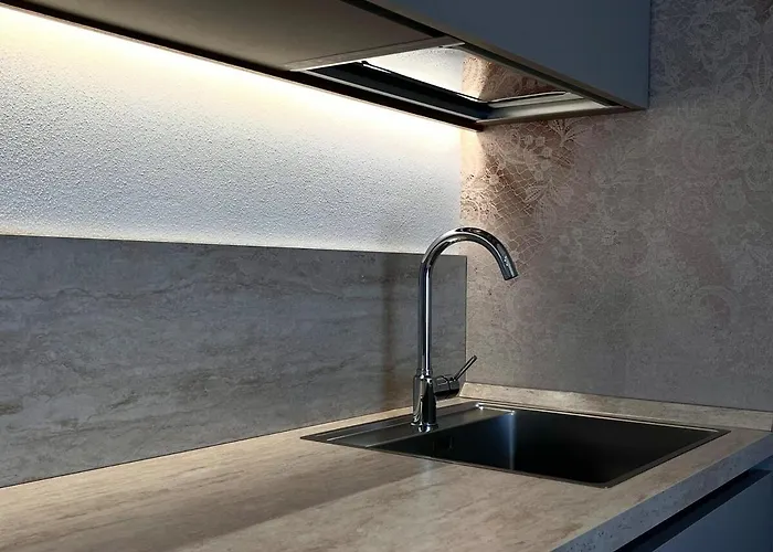 Pergola The 5 Guest Retreat